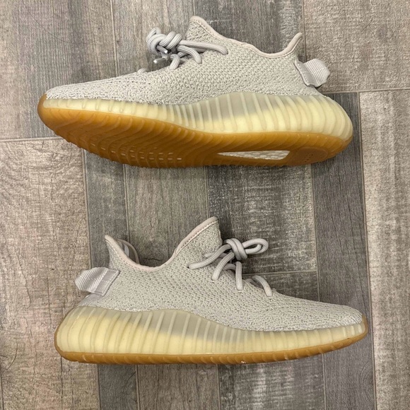 Yeezy Boost 350 Sesame sz 4 in men - Picture 2 of 7